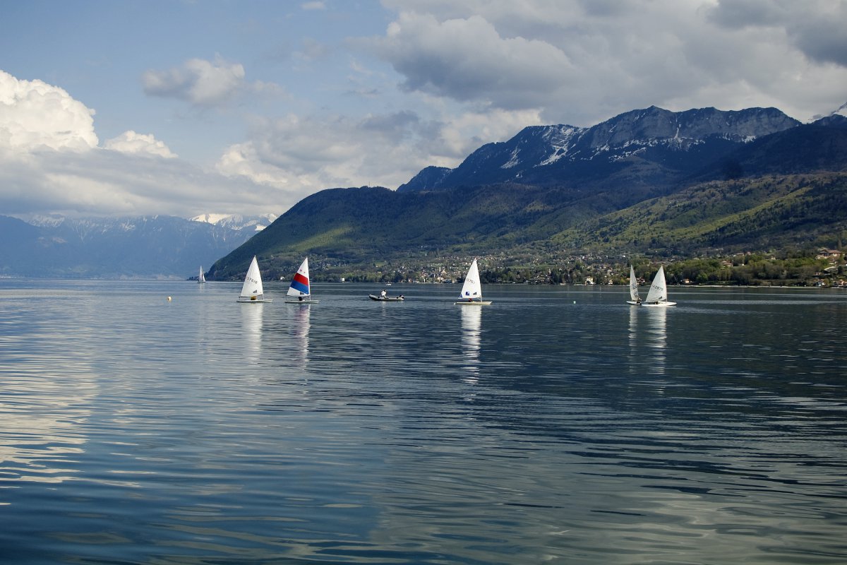 Scenic pictures of Lake Geneva in Switzerland