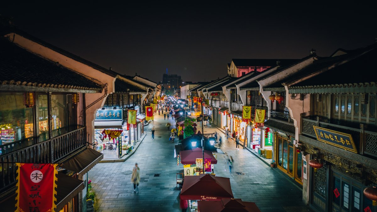 Night scenery pictures of Qinghefang, Hangzhou, Zhejiang