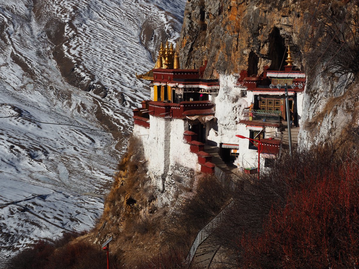 Pictures of Zhayeba Temple in Tibet