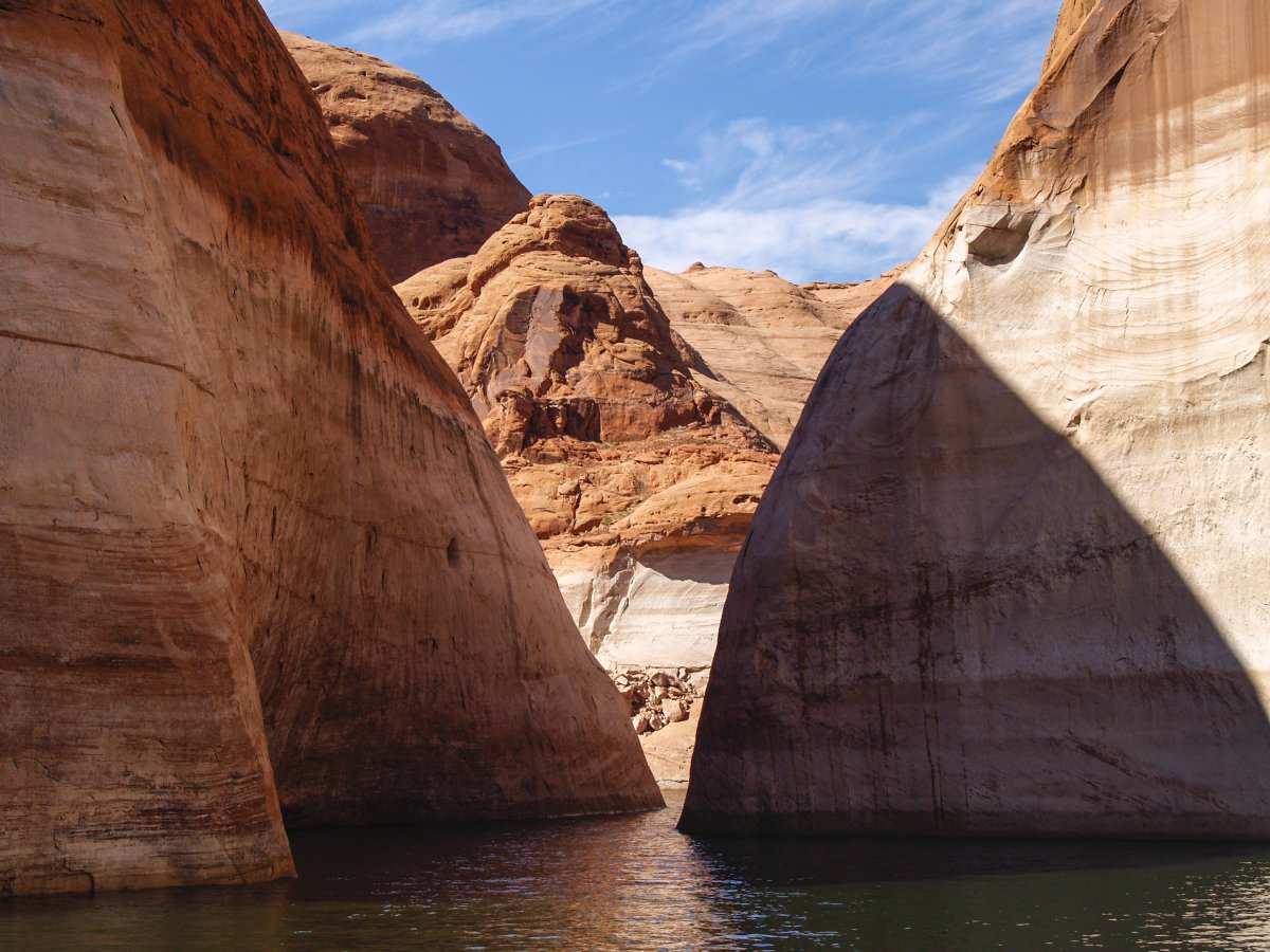 Pictures of Lake Powell, a natural reservoir