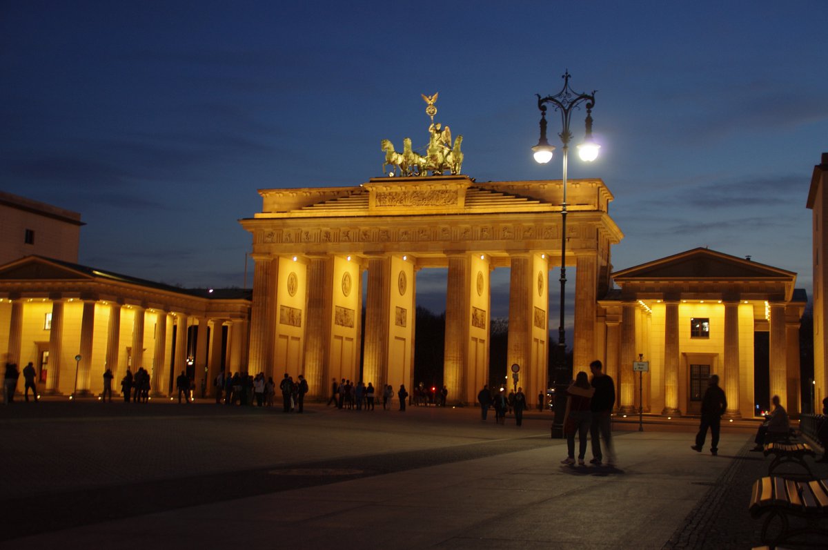 Berlin Brandenburg Gate architectural picture at night