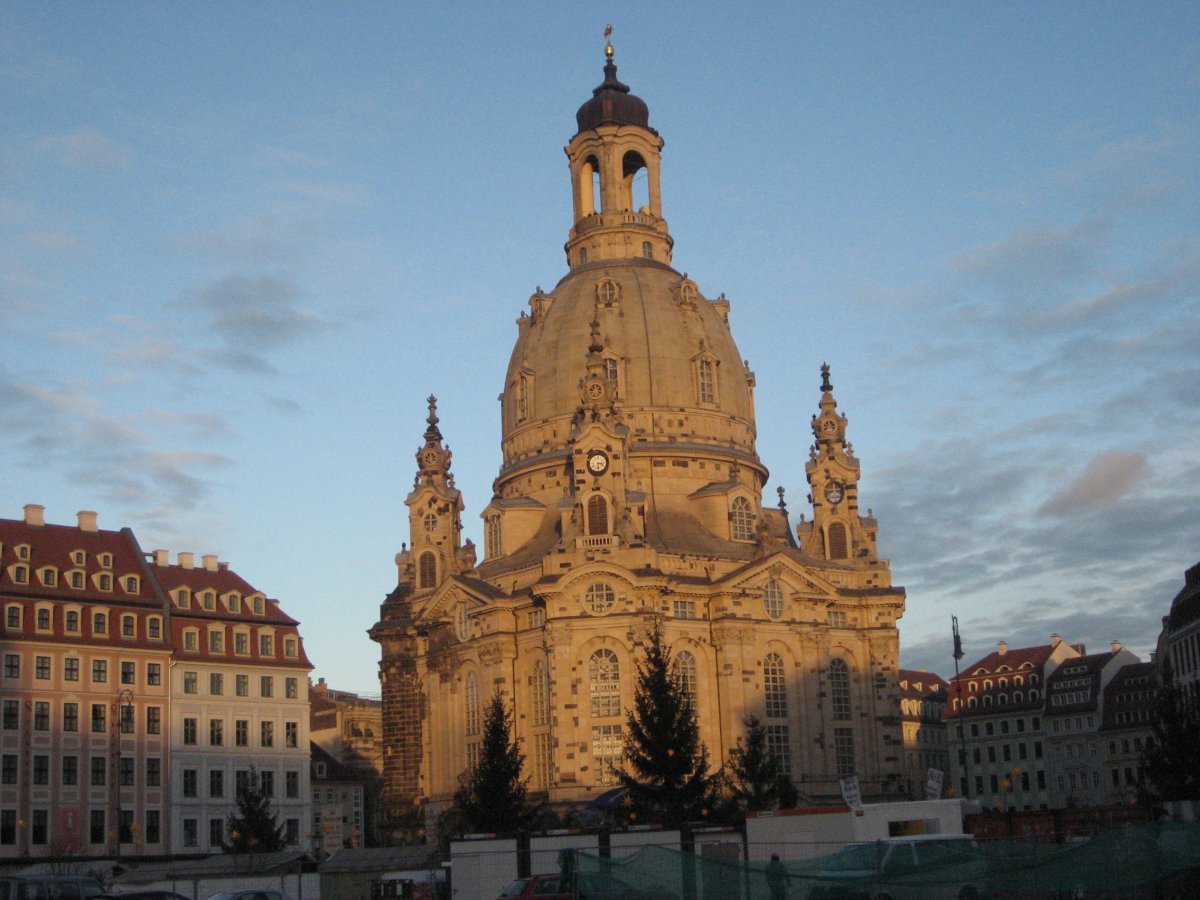 Dresden Frauenkirche architectural landscape pictures