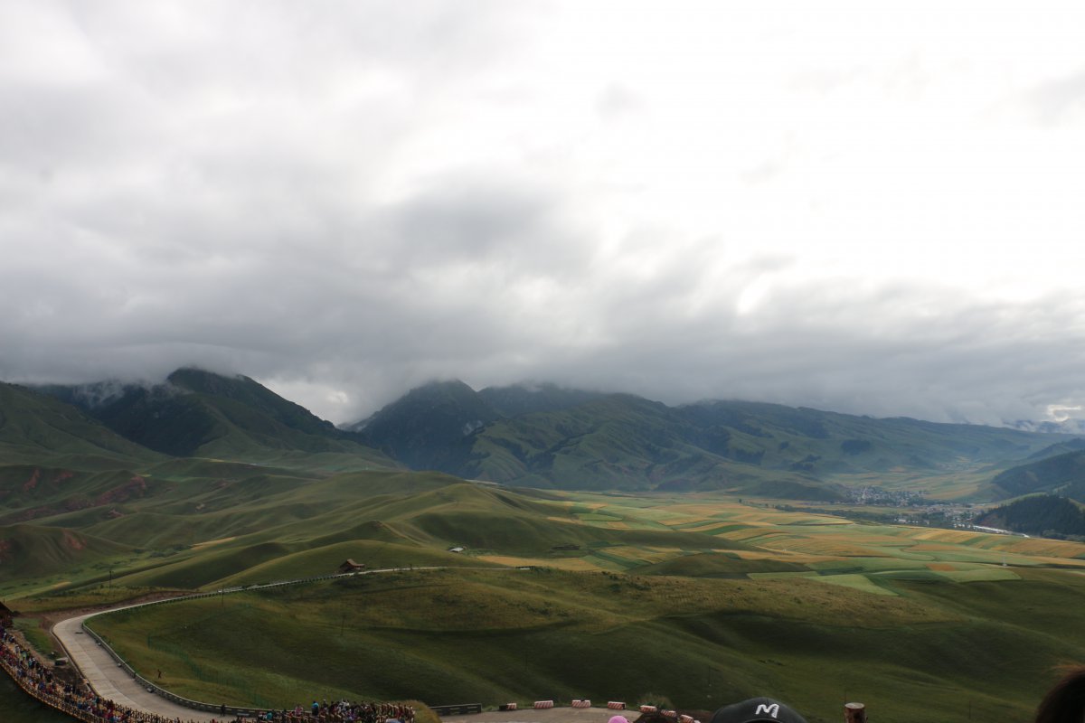 Scenic pictures of the majestic Qilian Mountains