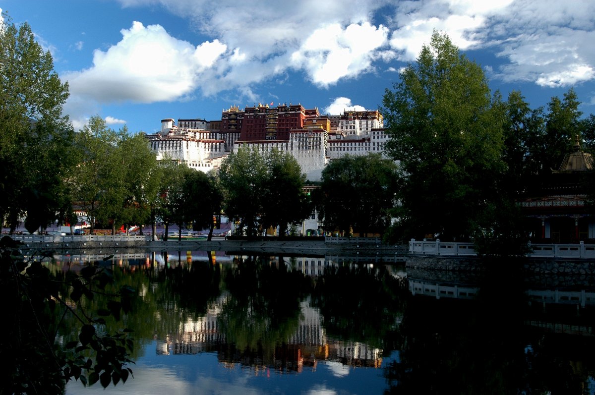 Lhasa scenery material picture