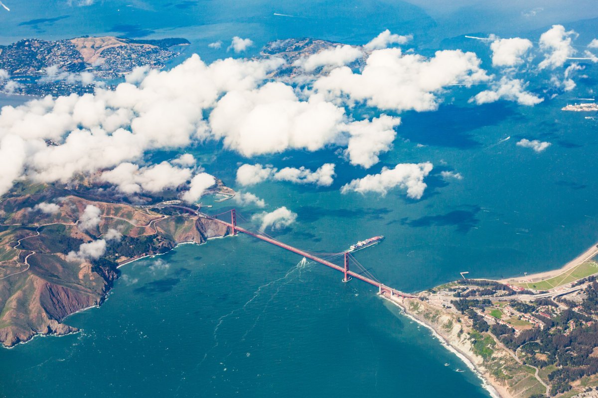 Beautiful aerial scenery pictures of the Golden Gate Bridge
