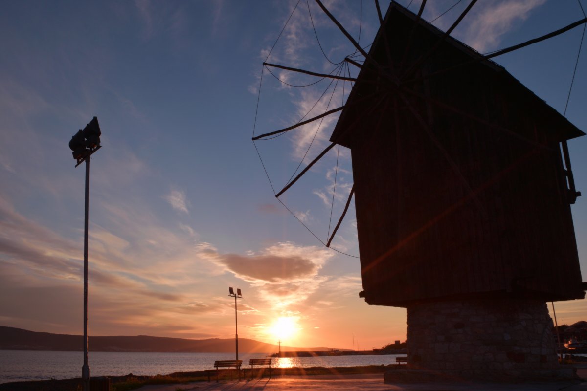 Windmill scenery picture at dusk