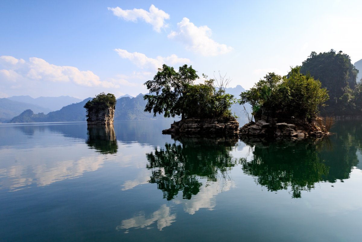 Scenery pictures of Sanhai Lake in Vietnam