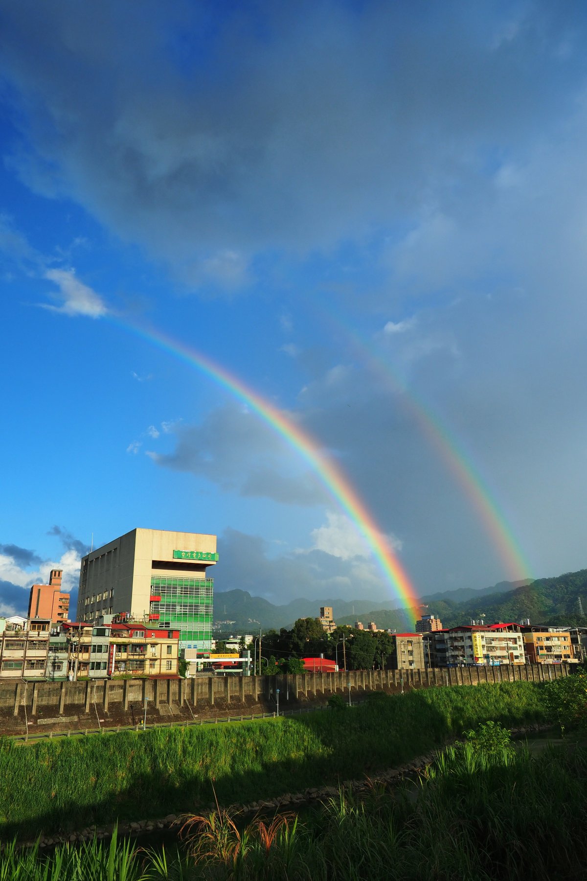 Real photos of rainbow after rain
