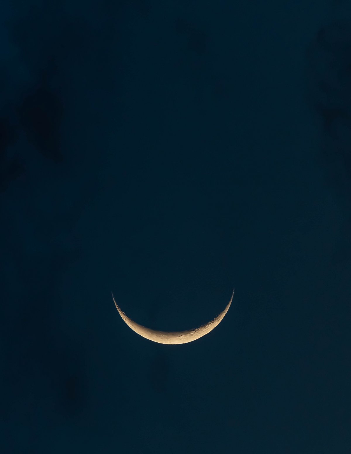 Last quarter moon night sky pictures