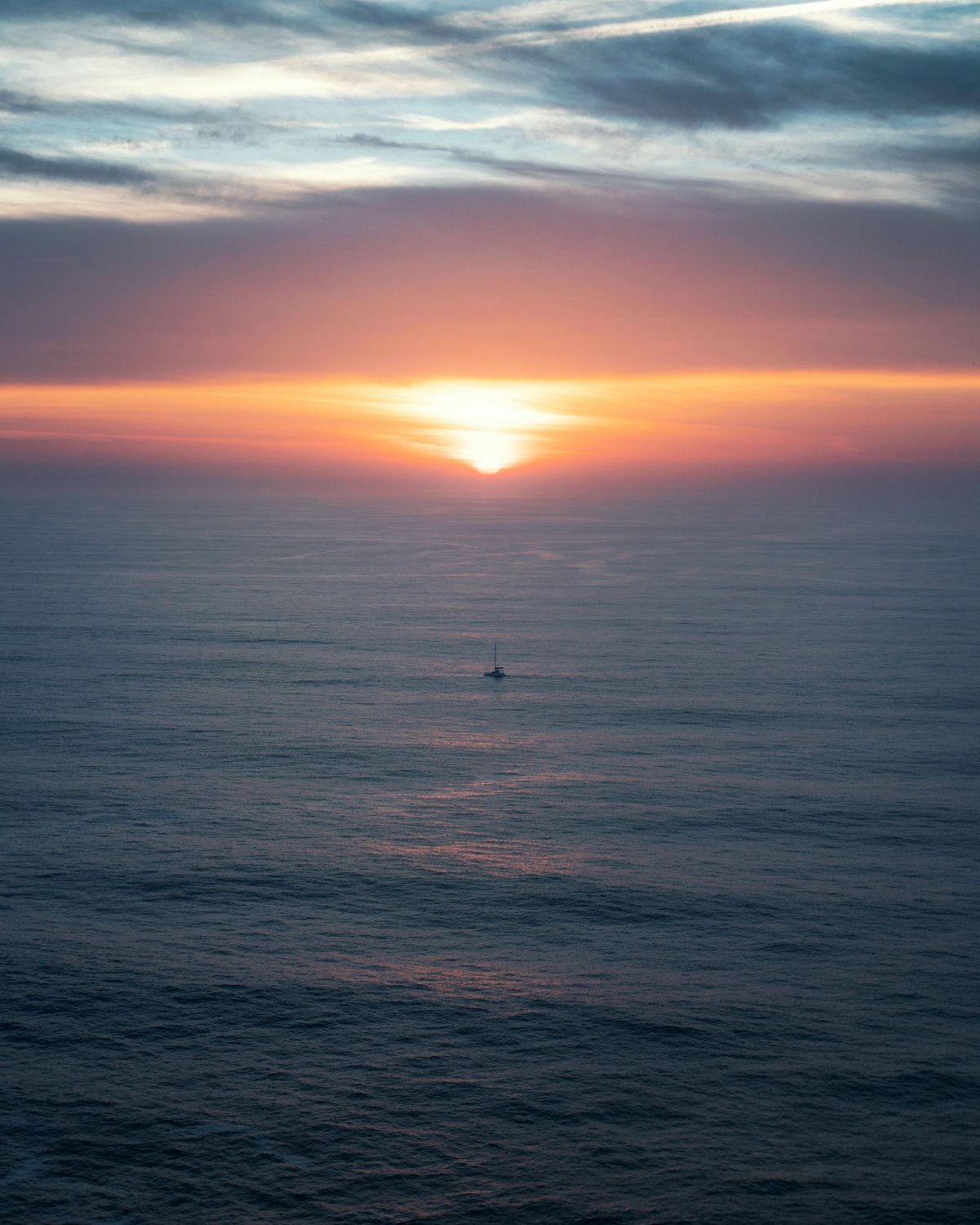 HD pictures of sunrise over the sea