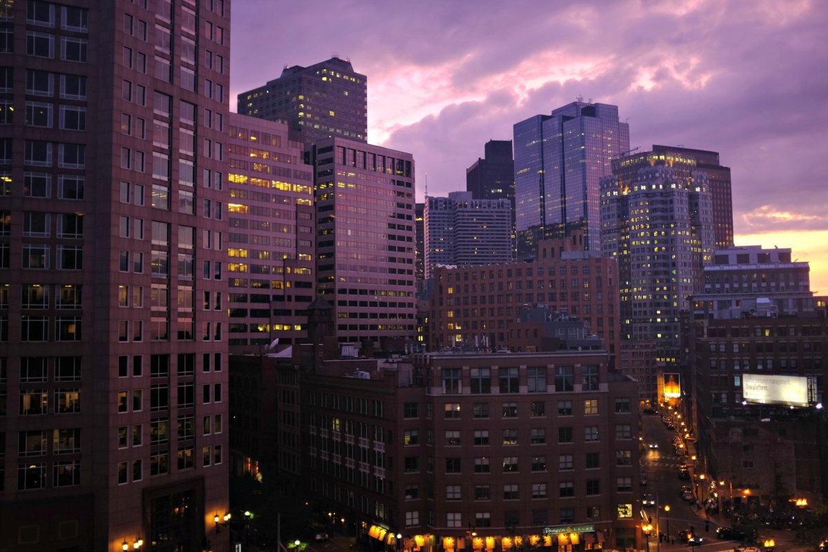 city ​​dusk pictures
