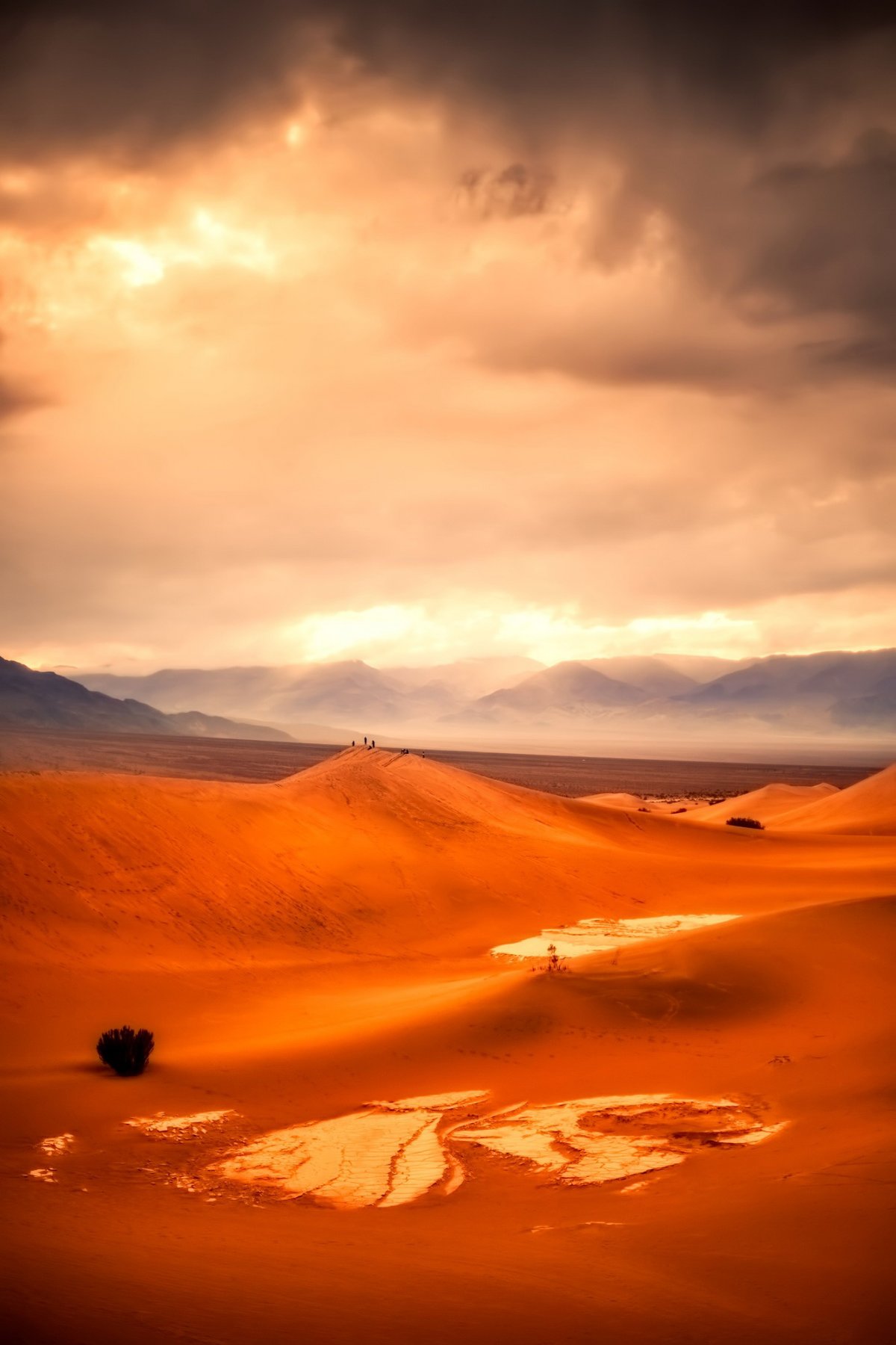 Beautiful scenery pictures of Death Valley