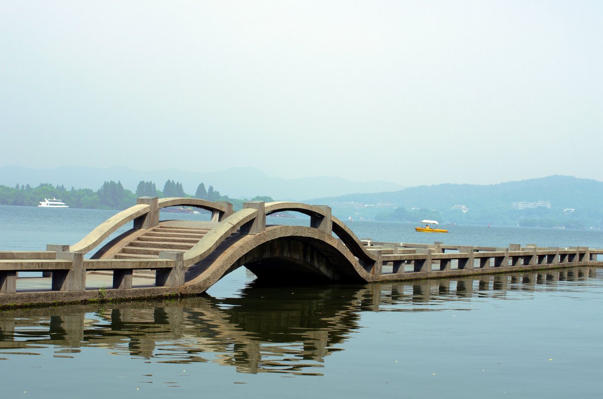 Hangzhou West Lake Broken Bridge Pictures