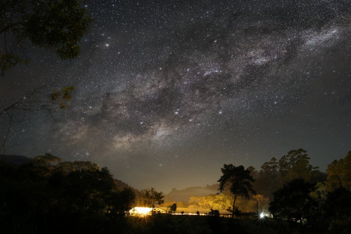 Beautiful pictures of dark night starry sky