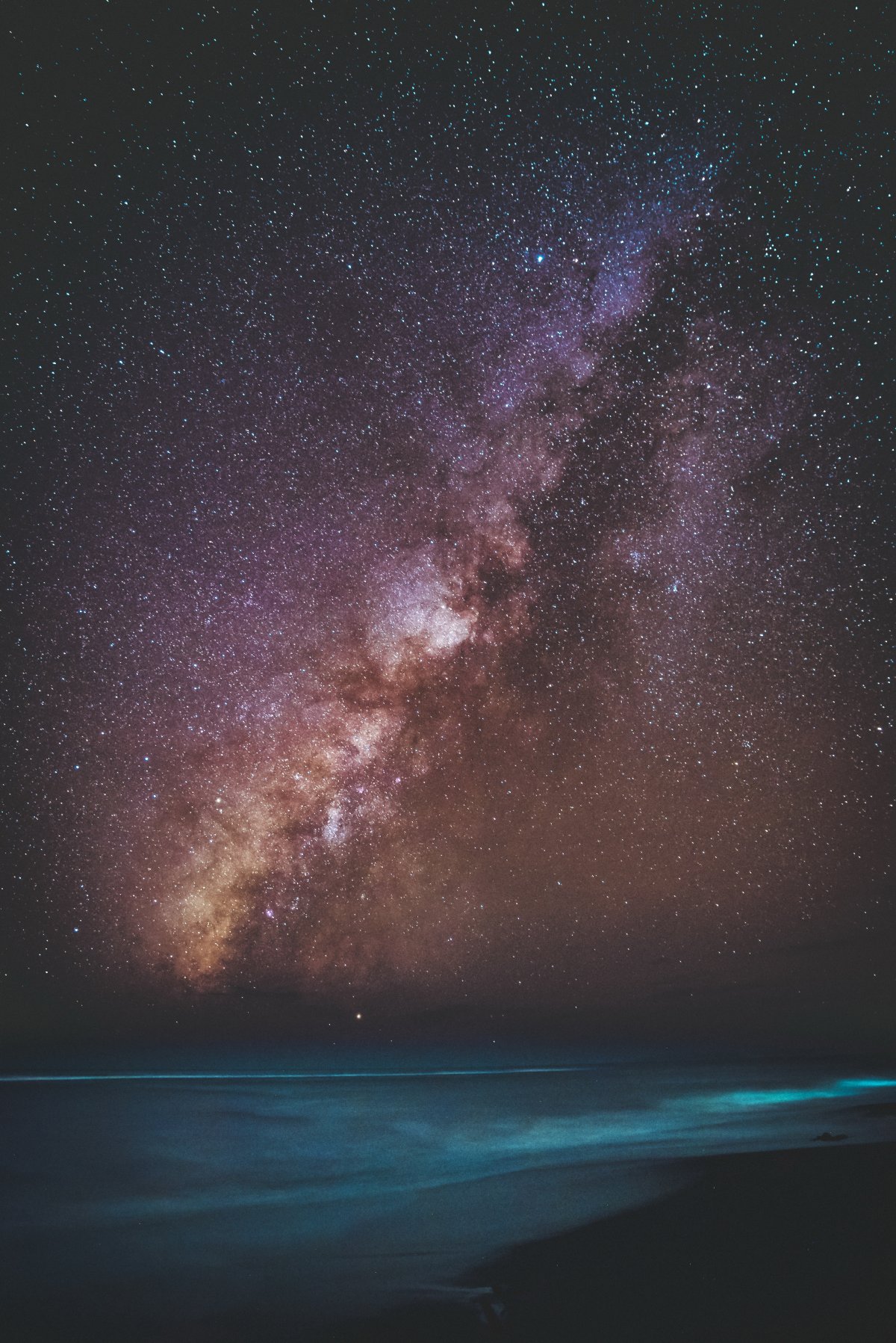 Beautiful Milky Way Starry Sky Picture Vertical Screen