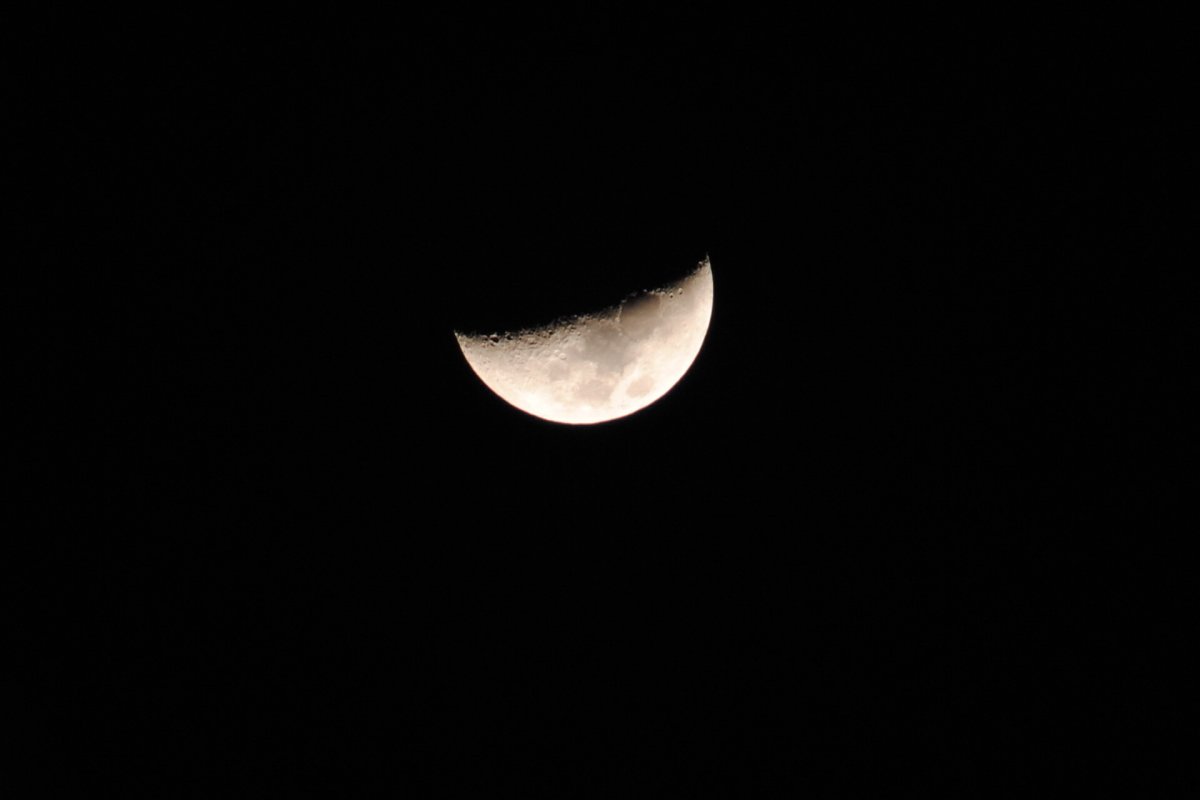 First quarter moon pictures