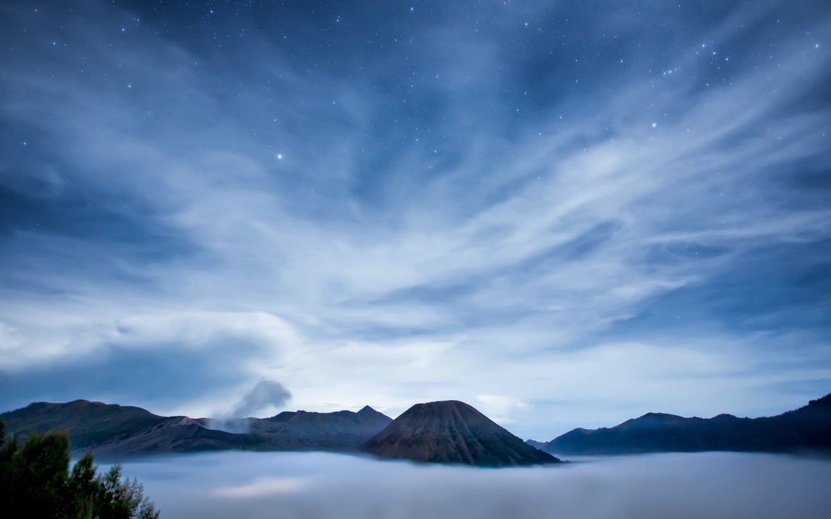 Mountain peaks and blue starry sky pictures