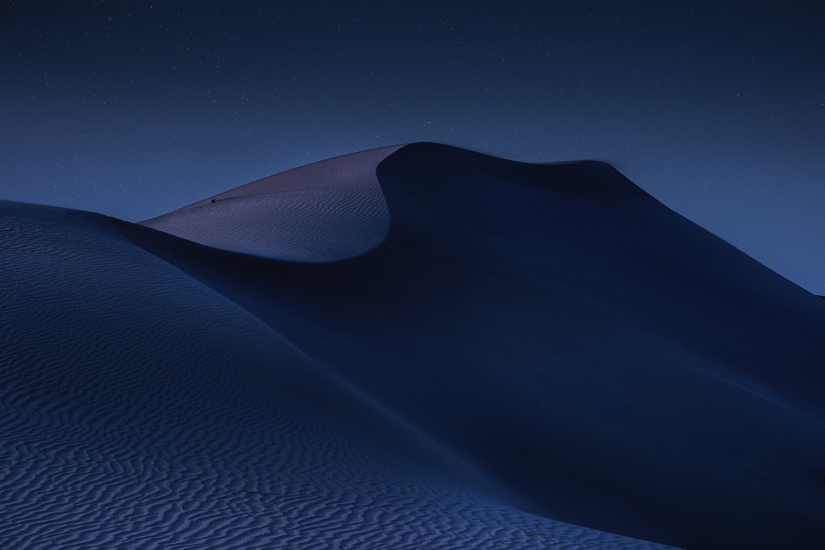 Desert hills landscape pictures at night