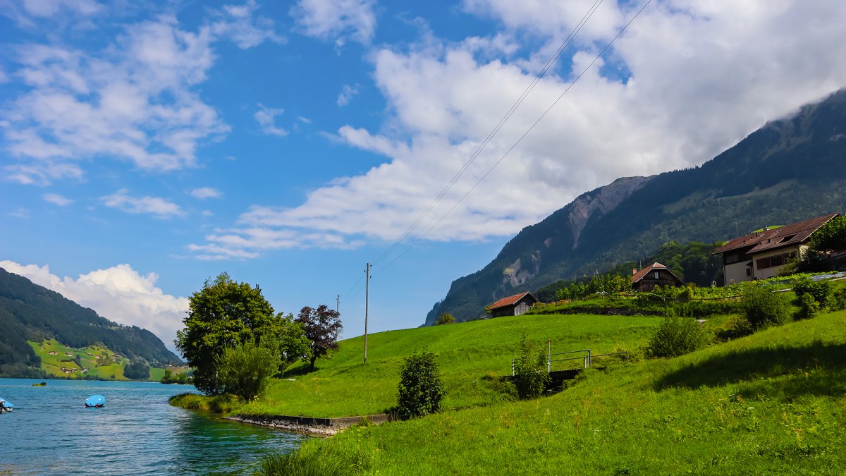 Swiss Longjiang Lake natural scenery pictures