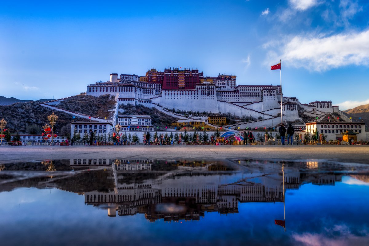 Architectural landscape pictures of Potala Palace in Lhasa, Tibet