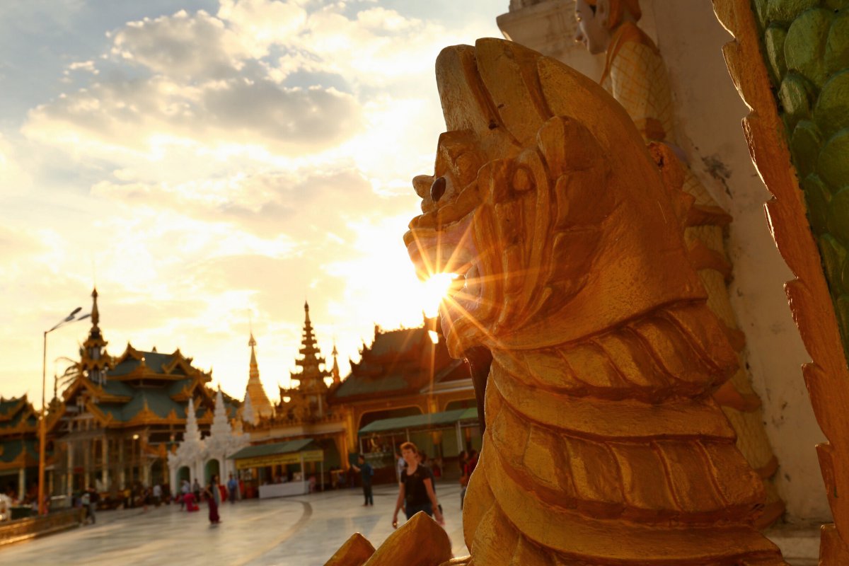 Shwedagon Pagoda architectural landscape pictures in Myanmar