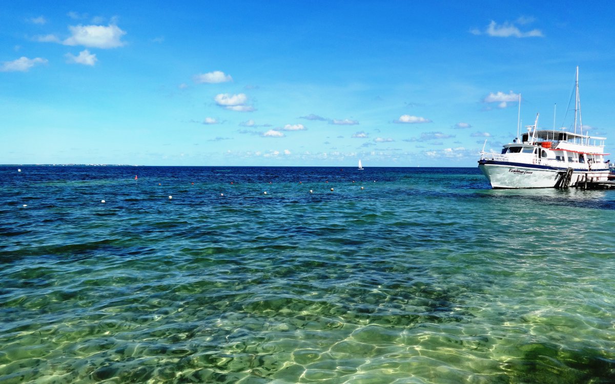 Cancun resort seaside city scenery picture in Yucatan Peninsula, Mexico