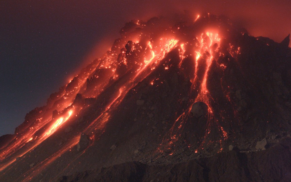 Volcano landscape pictures
