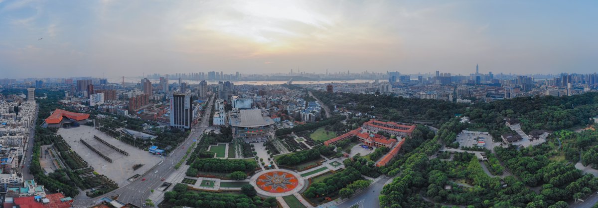 Pictures of architectural scenery in Wuhan, Hubei