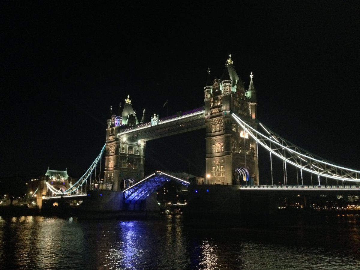 Pictures of Tower Bridge in London at night