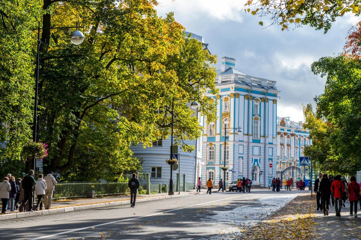 Landscape pictures of the Winter Palace in St. Petersburg, Russia