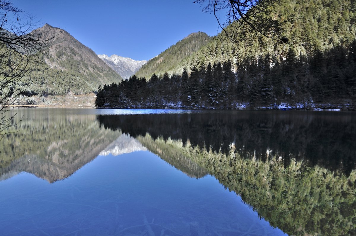 Jiuzhaigou scenery pictures in early winter